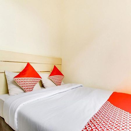 Oyo 2554 Hotel Arimbi Lama Dewi Sartika Bandung Eksteriør billede