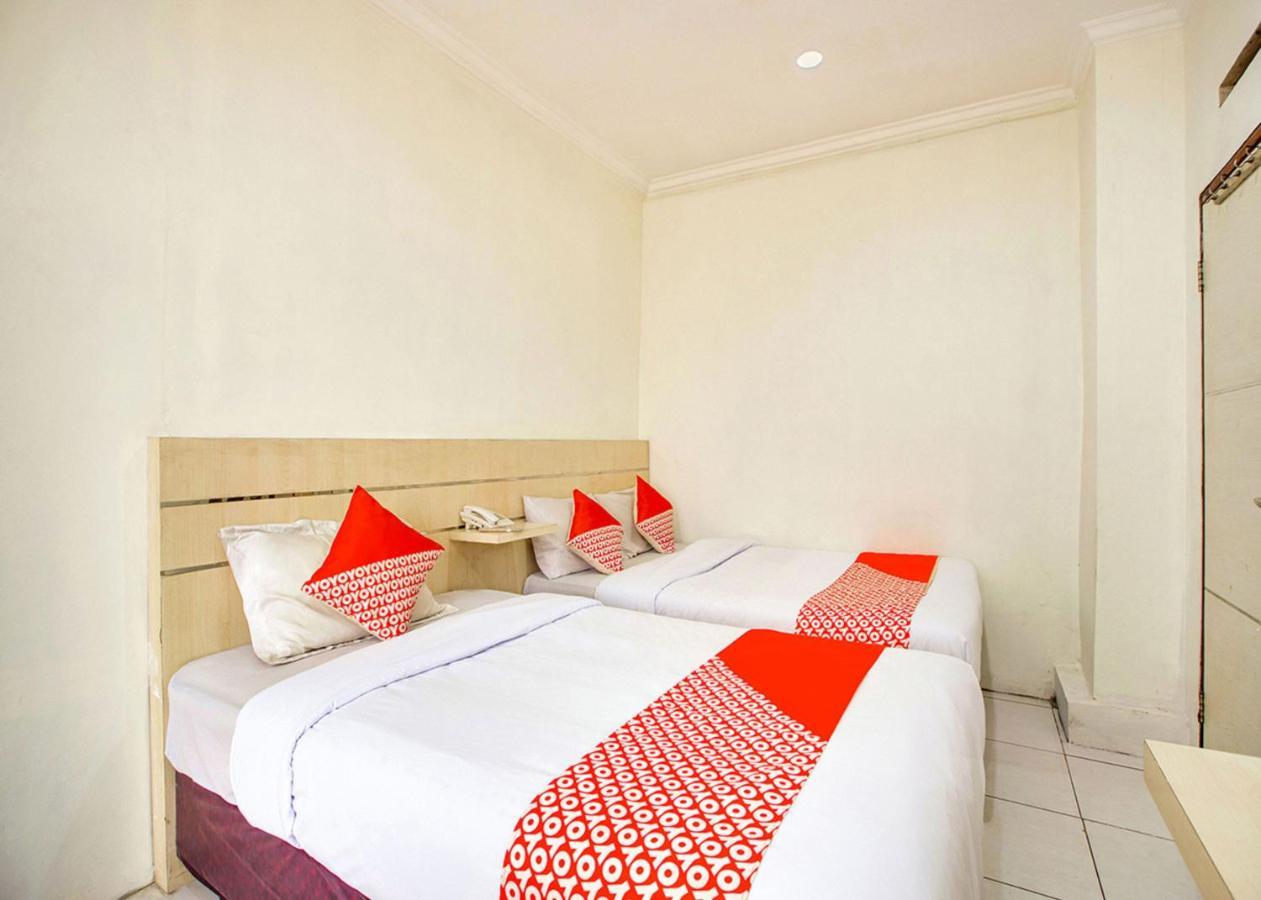 Oyo 2554 Hotel Arimbi Lama Dewi Sartika Bandung Eksteriør billede